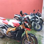 Entula بيت ضيافة أرباتاكْسْ
