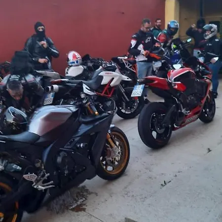 Entula 게스트하우스 4*