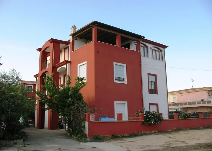 Entula Πανσιόν 4*